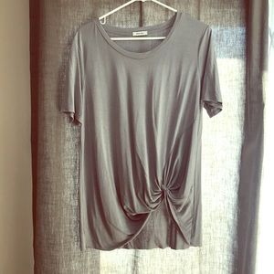 Light gray front knot tee